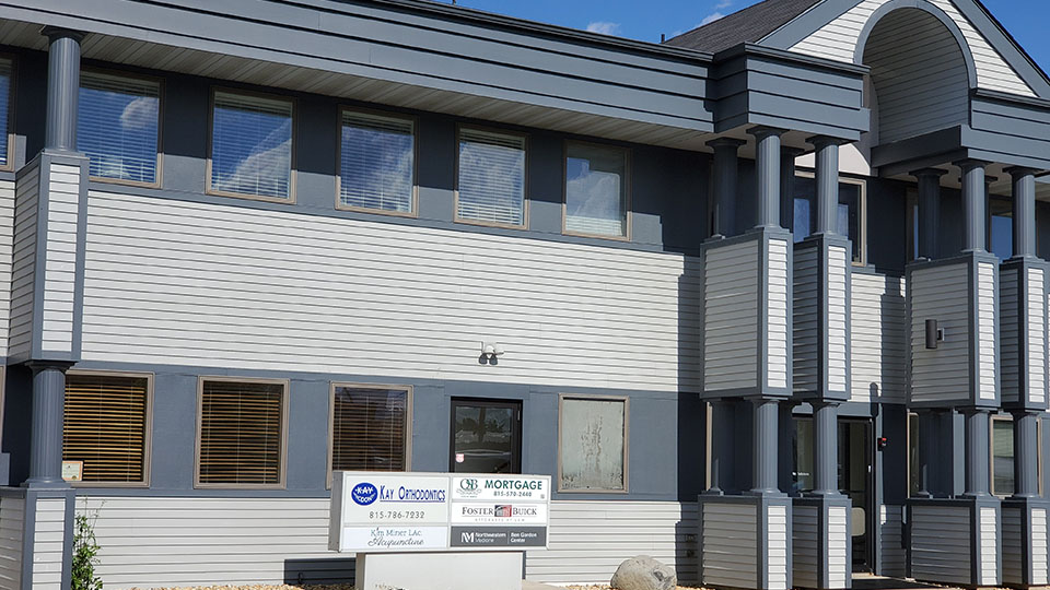 Northwestern Medicine Ben Gordon Center - Mental health facility in Sandwich